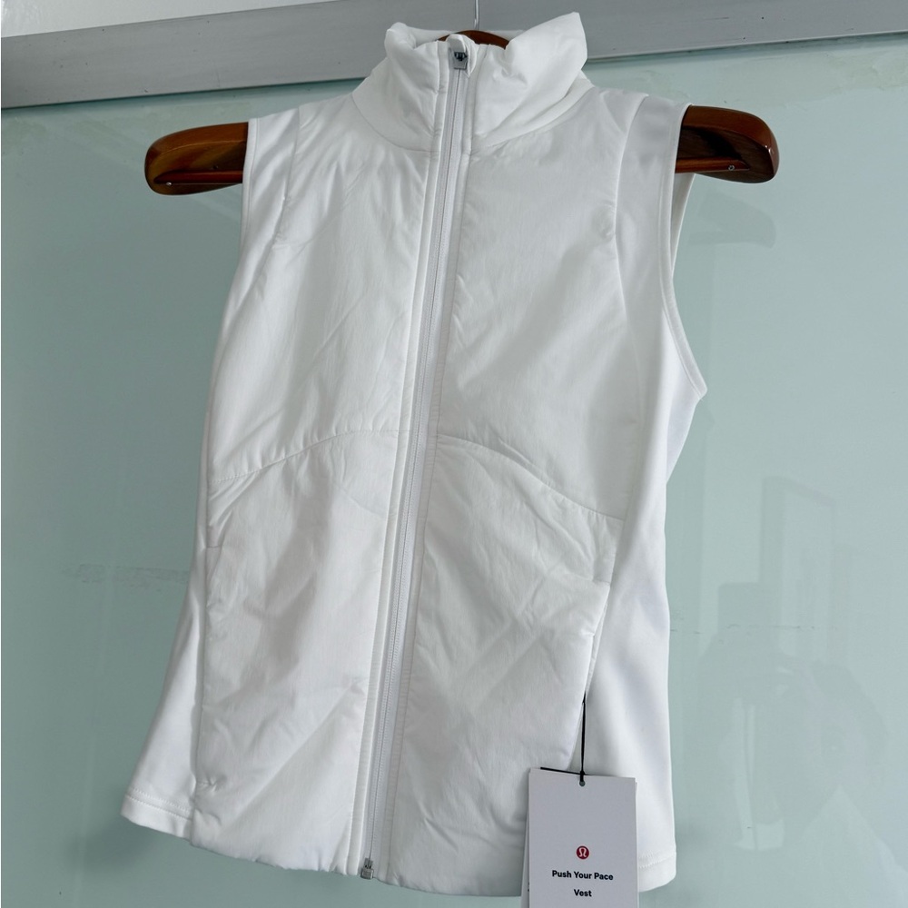 Lululemon Athletica Cream Zip-Up Vest